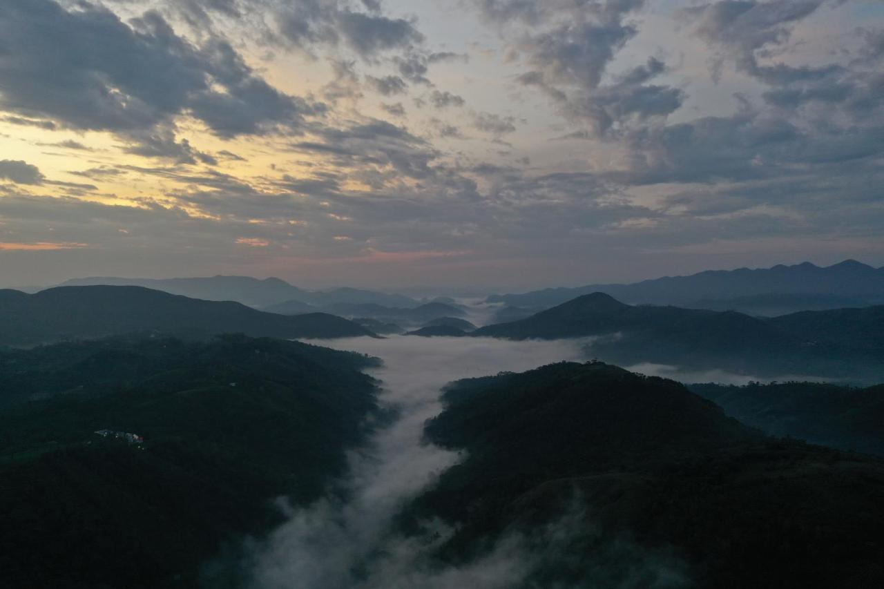 Vaga Mist Resort Vagamon Idukki Kültér fotó