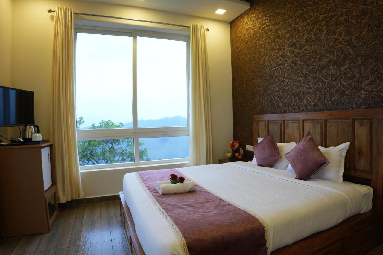 Vaga Mist Resort Vagamon Idukki Kültér fotó