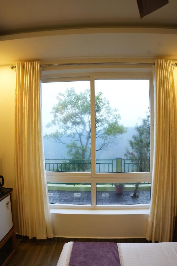 Vaga Mist Resort Vagamon Idukki Kültér fotó